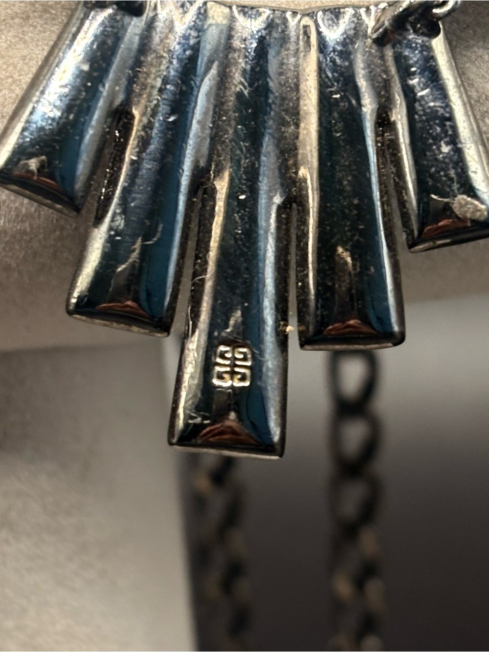 Givenchy Signed Gunmetal Blue Crystal Fan Statement Necklace Art Deco Indigo - Picture 4 of 9